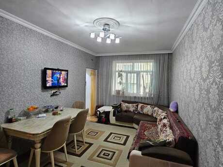 2 otaqlı köhnə tikili - 7-ci mikrorayon q. - 48 m²