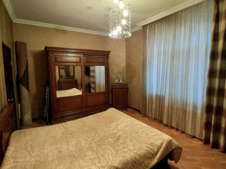 3 otaqlı yeni tikili - Elmlər Akademiyası m. - 135 m²