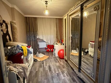 3 otaqlı köhnə tikili - Memar Əcəmi m. - 85 m²