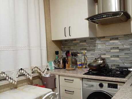 2 otaqlı köhnə tikili - Memar Əcəmi m. - 40 m²
