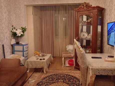 2 otaqlı köhnə tikili - Memar Əcəmi m. - 40 m²
