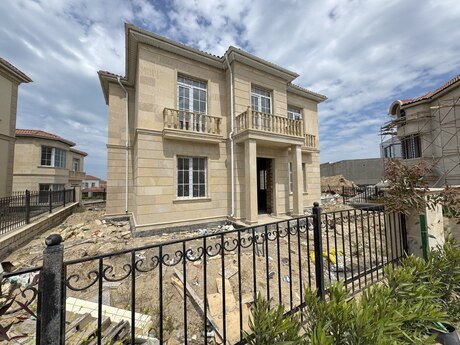 8 otaqlı həyət evi/bağ evi - Sea Breeze q. - 230 m²