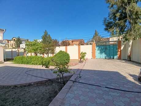 6 otaqlı həyət evi/bağ evi - Badamdar q. - 350 m²