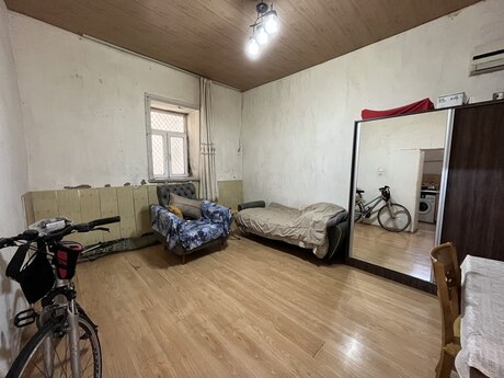 1 otaqlı köhnə tikili - Bayıl q. - 40 m²