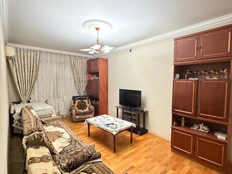 3 otaqlı köhnə tikili - Xalqlar Dostluğu m. - 80 m²