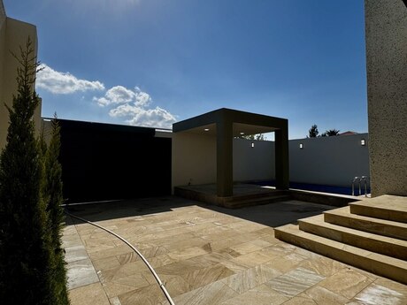 4 otaqlı həyət evi/bağ evi - Şüvəlan q. - 160 m²