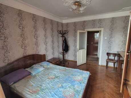 2 otaqlı köhnə tikili - Xalqlar Dostluğu m. - 55 m²