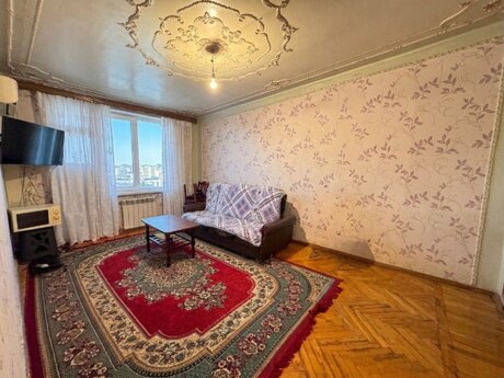 Elan №6112001 - Bakı, Neftçilər m., 3 otaqlı, 70 m², 5/5 mərtəbə