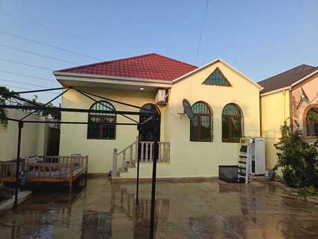 4 otaqlı həyət evi/bağ evi - Binəqədi r. - 100 m²