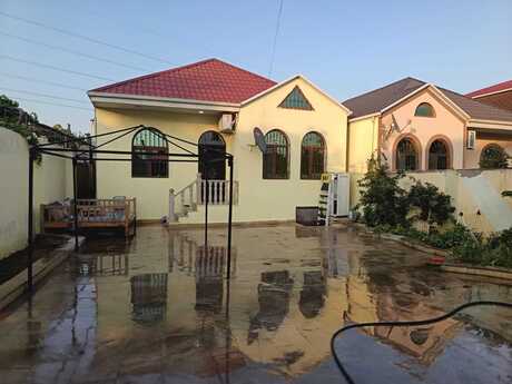 4 otaqlı həyət evi/bağ evi - Binəqədi r. - 100 m²