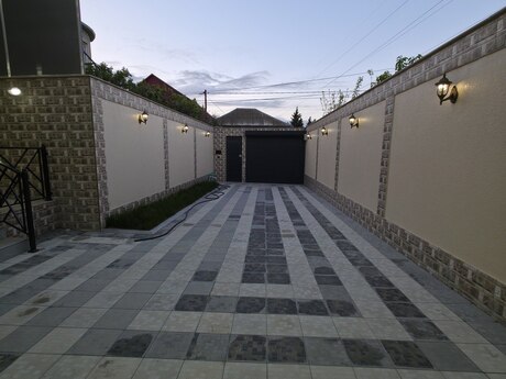 7 otaqlı həyət evi/bağ evi - Qaraçuxur q. - 175 m²