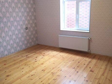 4 otaqlı həyət evi/bağ evi - Zabrat q. - 110 m²