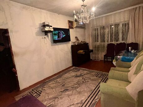 3 otaqlı köhnə tikili - Yeni Yasamal q. - 72 m²