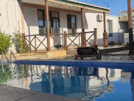 4 otaqlı həyət evi/bağ evi - Görədil q. - 200 m²