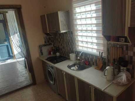 4 otaqlı həyət evi/bağ evi - Görədil q. - 200 m²