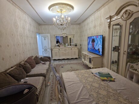 3 otaqlı köhnə tikili - Qaraçuxur q. - 70 m²