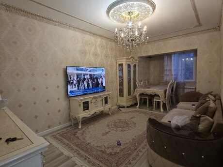 3 otaqlı köhnə tikili - Qaraçuxur q. - 70 m²