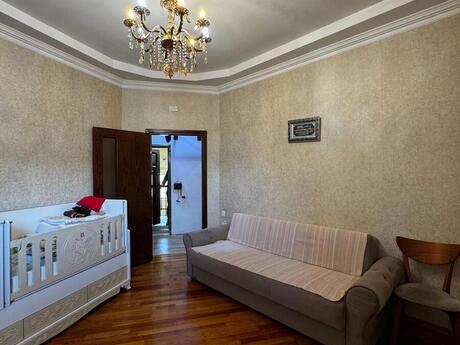 2-комн. вторичка - Ясамальский р. - 30.6 м²