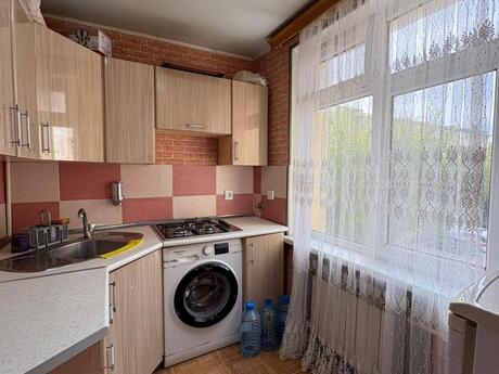 1 otaqlı köhnə tikili - Nizami m. - 38 m²