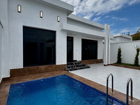 4 otaqlı həyət evi/bağ evi - Mərdəkan q. - 140 m²
