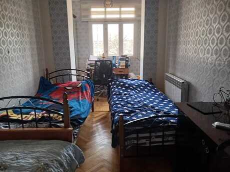 3 otaqlı köhnə tikili - Dərnəgül m. - 110 m²