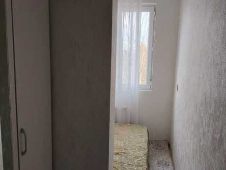 2 otaqlı köhnə tikili - 8 Noyabr m. - 41 m²