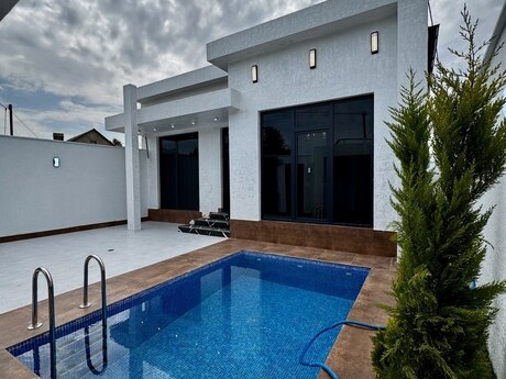 4 otaqlı həyət evi/bağ evi - Mərdəkan q. - 120 m²