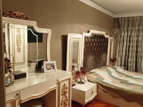 3 otaqlı köhnə tikili - Elmlər Akademiyası m. - 70 m²