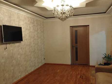 3 otaqlı köhnə tikili - Elmlər Akademiyası m. - 70 m²