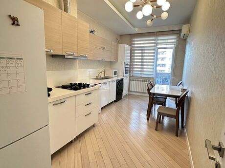 3 otaqlı yeni tikili - Gənclik m. - 130 m²