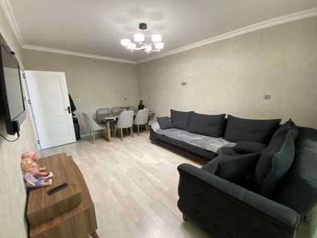2 otaqlı köhnə tikili - Elmlər Akademiyası m. - 40 m²