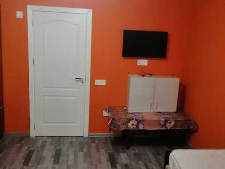 1 otaqlı köhnə tikili - Elmlər Akademiyası m. - 30 m²