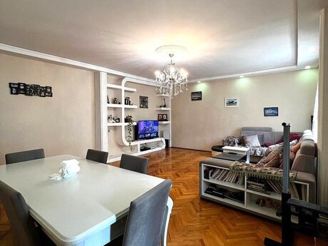 5 otaqlı köhnə tikili - Yasamal r. - 130 m²
