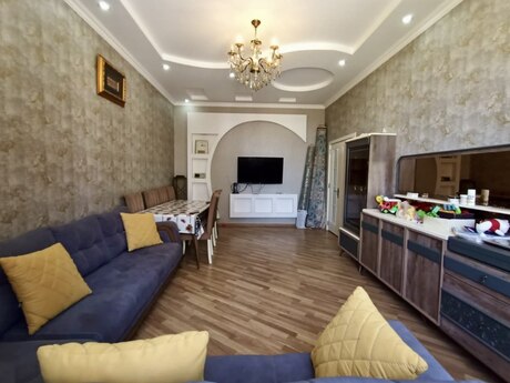 5 otaqlı həyət evi/bağ evi - Masazır q. - 141 m²