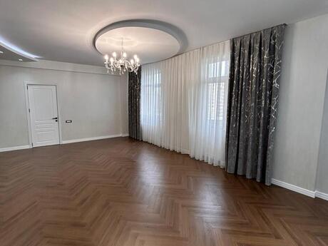 3 otaqlı yeni tikili - 28 May m. - 155 m²