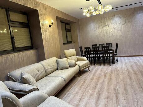 3 otaqlı yeni tikili - 8 Noyabr m. - 148 m²
