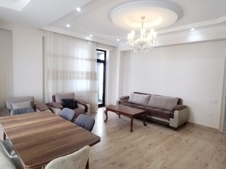 3 otaqlı yeni tikili - 28 May m. - 120 m²