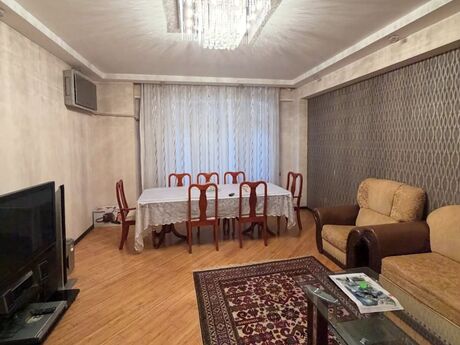 4 otaqlı yeni tikili - 8 Noyabr m. - 145 m²