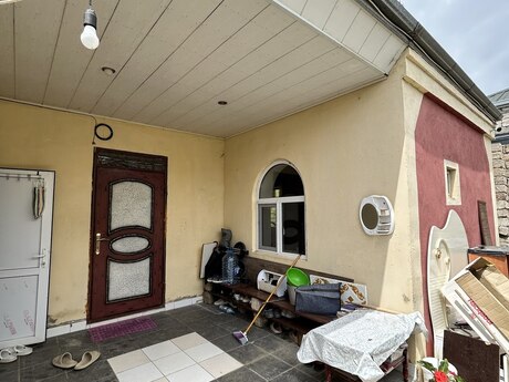 4 otaqlı həyət evi/bağ evi - Binə q. - 120 m²