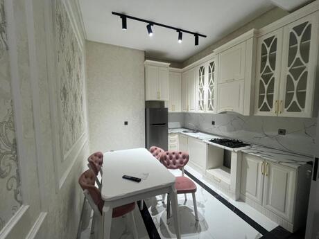 3 otaqlı yeni tikili - 28 May m. - 100 m²