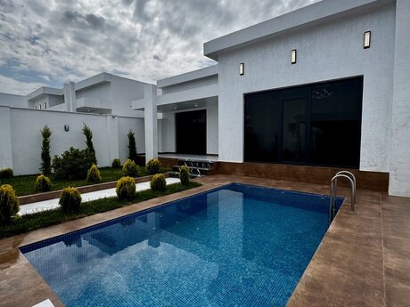 4 otaqlı həyət evi/bağ evi - Mərdəkan q. - 170 m²