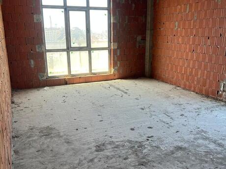 4 otaqlı yeni tikili - Bakıxanov q. - 145 m²