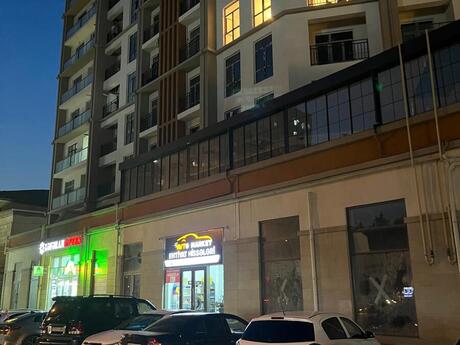 4 otaqlı yeni tikili - Bakıxanov q. - 145 m²