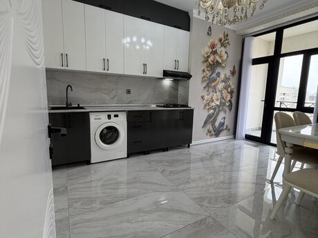 2 otaqlı yeni tikili - 28 May m. - 52 m²