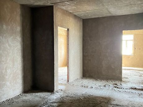 4 otaqlı yeni tikili - Əhmədli q. - 168.5 m²