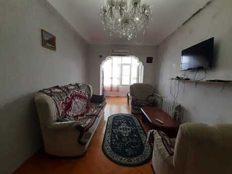 2 otaqlı köhnə tikili - Elmlər Akademiyası m. - 50 m²