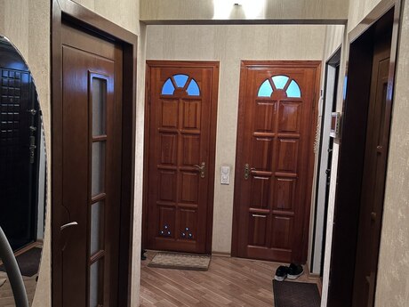 3 otaqlı köhnə tikili - Xalqlar Dostluğu m. - 75 m²