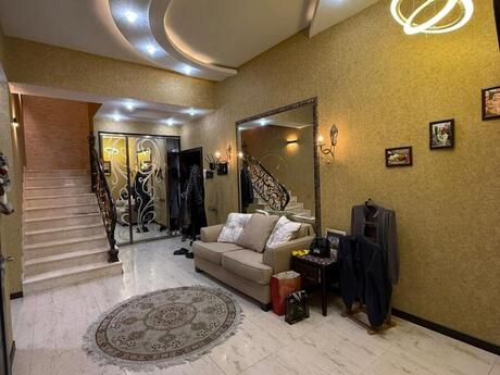 4 otaqlı yeni tikili - Nizami m. - 200 m²