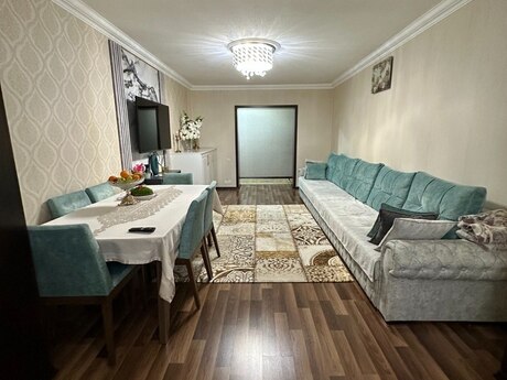 3 otaqlı köhnə tikili - Bakıxanov q. - 73 m²