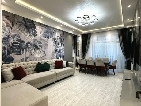 3 otaqlı yeni tikili - 8 Noyabr m. - 148 m²